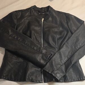 Baccini Women's Classic Black Leather Jacket